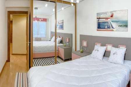 Apartamento Familiar Vut3099As Хихон Экстерьер фото